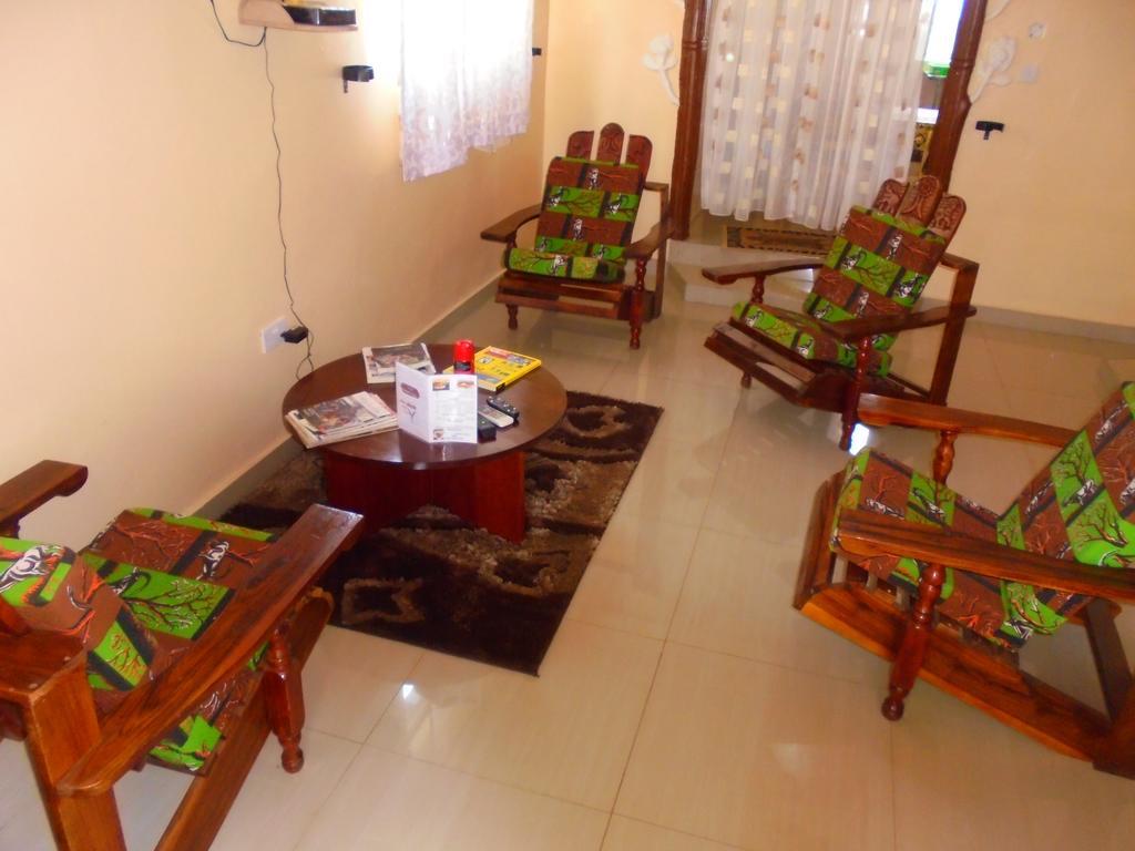 White Rose Lodge ลิฟวิงสโตน ภายนอก รูปภาพ