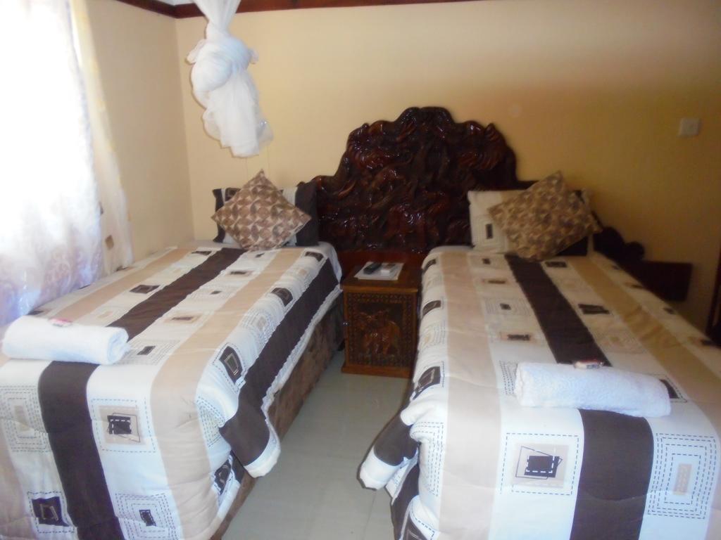 White Rose Lodge ลิฟวิงสโตน ภายนอก รูปภาพ