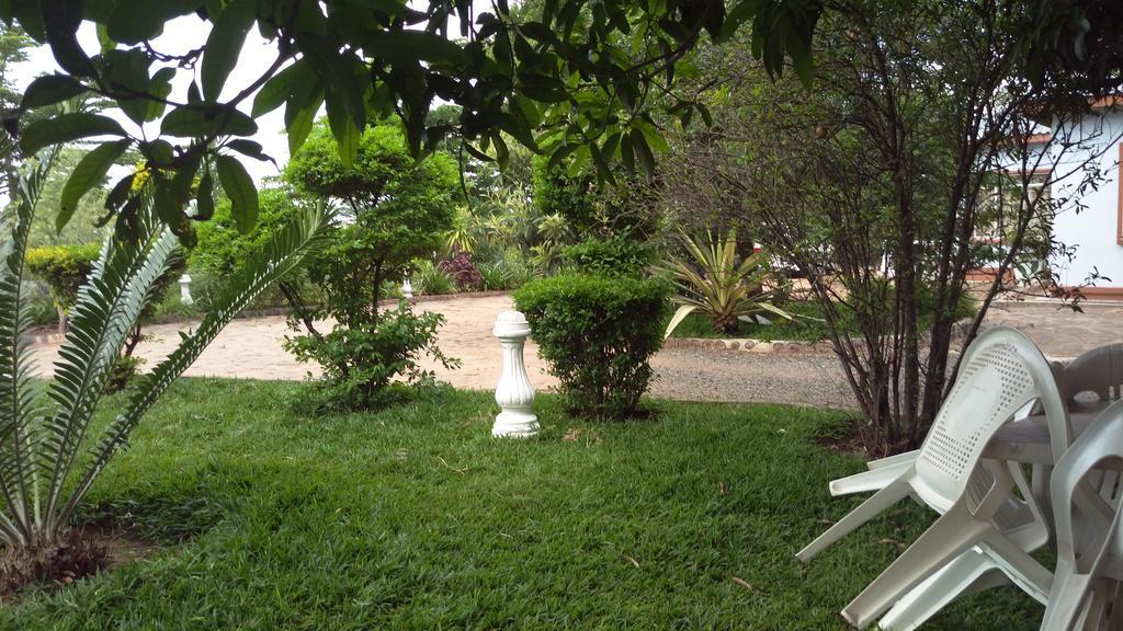 White Rose Lodge ลิฟวิงสโตน ภายนอก รูปภาพ